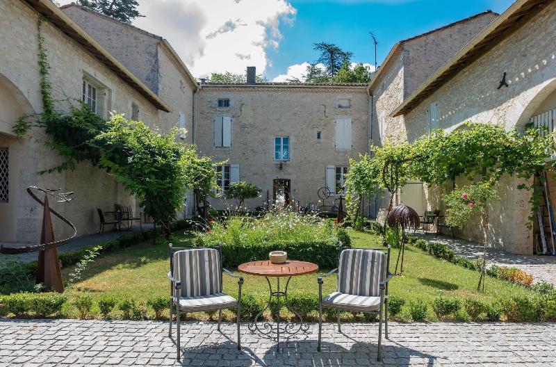 Chateau De L'Hoste Saint-Beauzeil Buitenkant foto