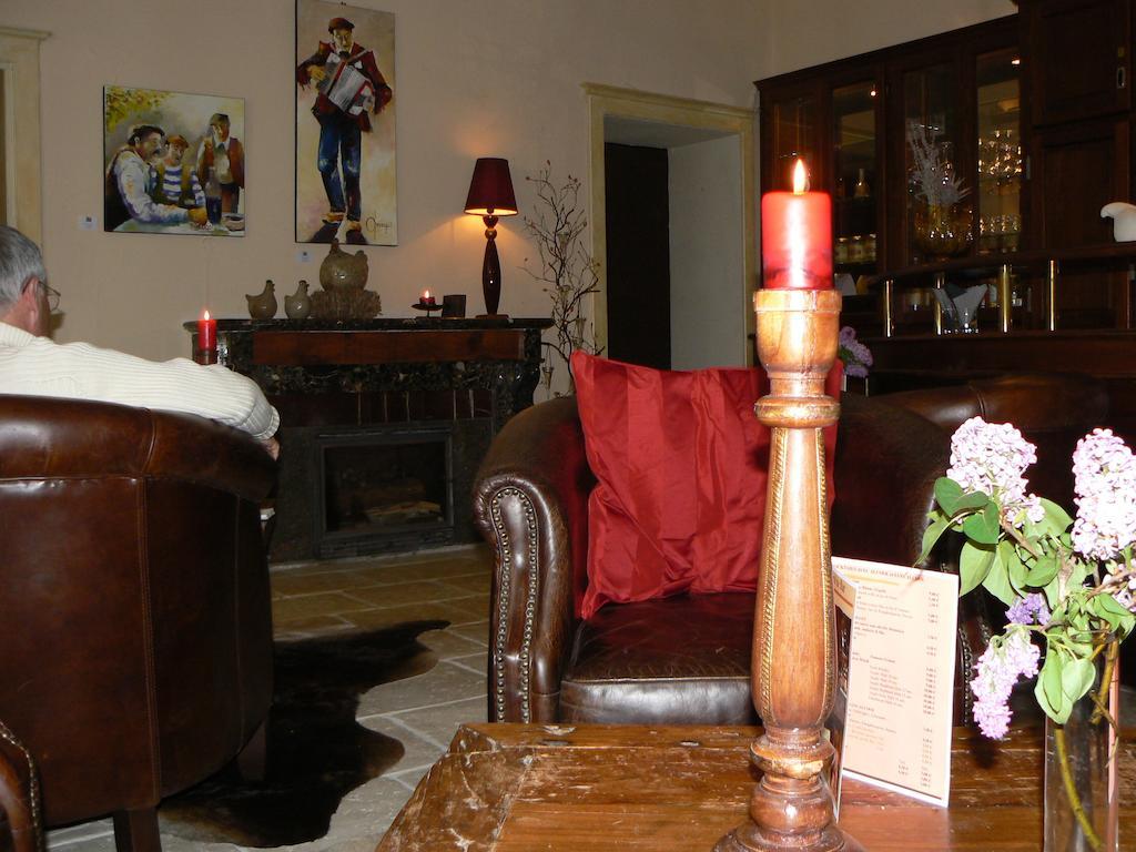 Chateau De L'Hoste Saint-Beauzeil Buitenkant foto